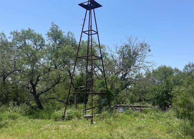 Property at 000 Cr 315, Benavides, TX 78341, 5 beds, 2 baths