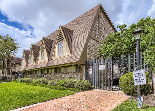 Property at 2574 Marilee Ln #1, Houston, TX 77057, 2 beds, 2 baths