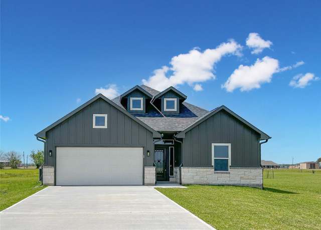 Property at 435 Angus Trl, Angleton, TX 77515, 4 beds, 2 baths