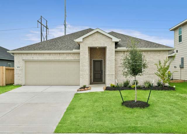 Property at 424 Monarch Trl, Huntsville, TX 77340, 4 beds, 2 baths