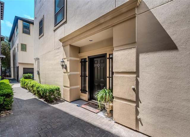 Property at 2807 Chartres Street St, Houston, TX 77004, 3 beds, 3.5 baths