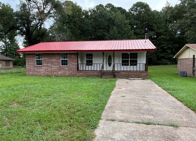 Property at 103 Bell St, Henderson, TX 75652, 3 beds, 1.5 baths