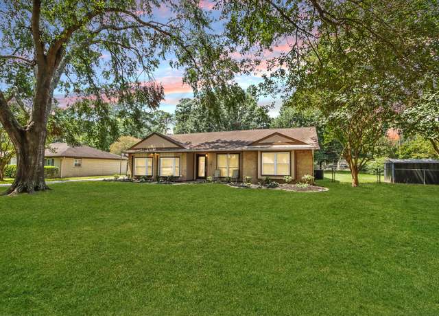 Property at 32051 S Wiggins St, Magnolia, TX 77355, 3 beds, 2 baths