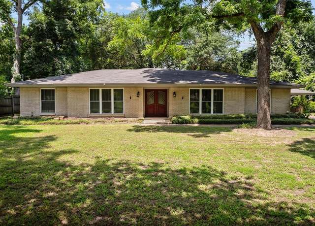 Property at 103 N Gordon Dr, Crockett, TX 75835, 3 beds, 2.5 baths