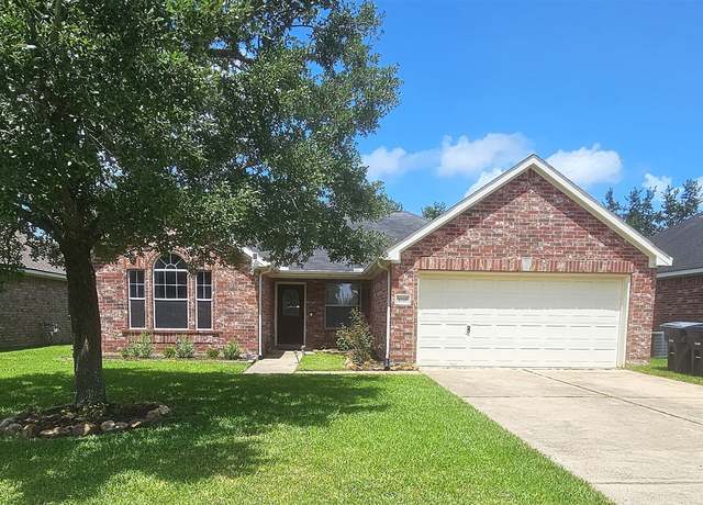Property at 5355 Morgan Oak Dr, Alvin, TX 77511, 3 beds, 2 baths