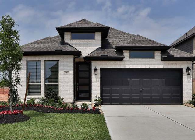 Property at 19954 Quarter Horse Dr, Tomball, TX 77377, 4 beds, 3 baths
