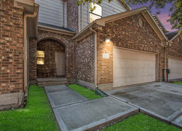 Property at 3707 E Ashford Villa Ln, Houston, TX 77082, 3 beds, 2.5 baths