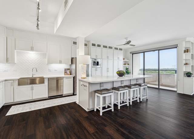 Property at 651 Bering Dr #906, Houston, TX 77057, 2 beds, 2 baths