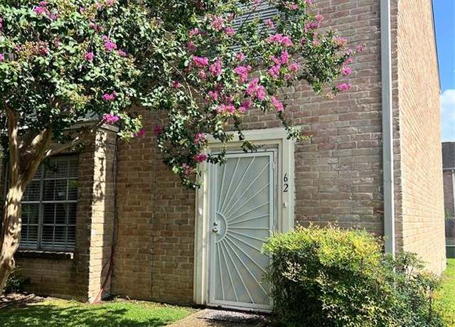 Property at 62 W Park West Dr, Houston, TX 77072, 3 beds, 2.5 baths