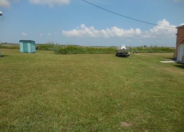 Property at 0 Beachfront Drive Dr, Matagorda, TX 77457
