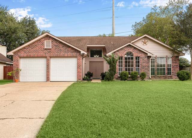 Property at 5312 Acorn Ct, League City, TX 77573, 3 beds, 2 baths