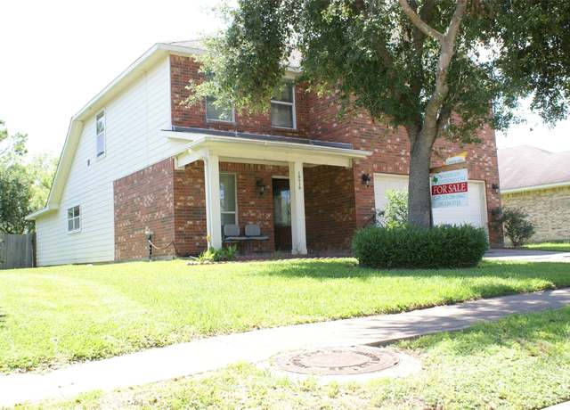 Property at 10910 Great Hawk Ln, Houston, TX 77075, 4 beds, 2.5 baths
