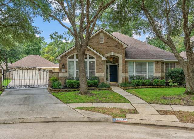 Property at 30639 Victoria Estates Dr, Spring, TX 77386, 4 beds, 2.5 baths