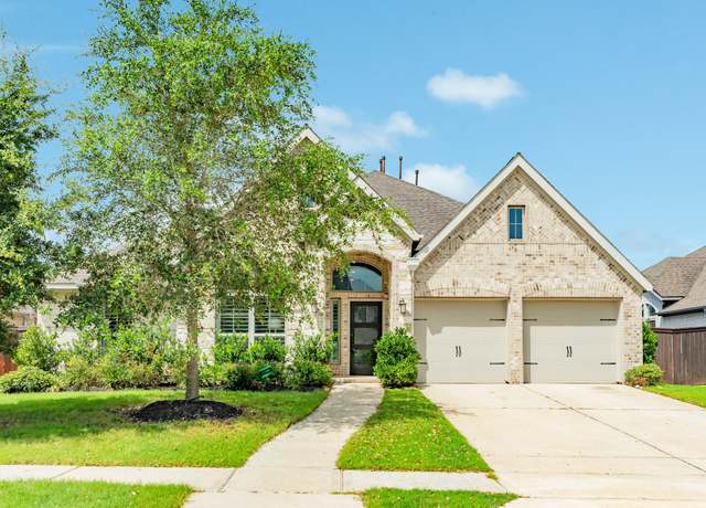 Property at 10318 Granite Ct, Iowa Colony, TX 77583, 4 beds, 3.5 baths