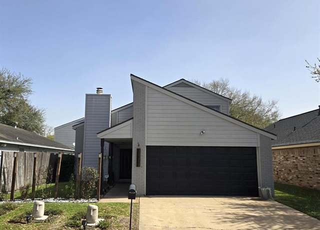 Property at 2203 Dowling Dr, Richmond, TX 77469, 3 beds, 2.5 baths