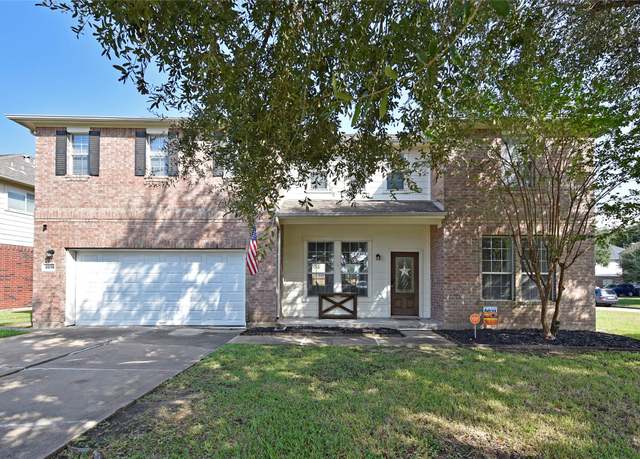 Property at 3019 Park Springs Ln, Sugar Land, TX 77479, 5 beds, 2.5 baths