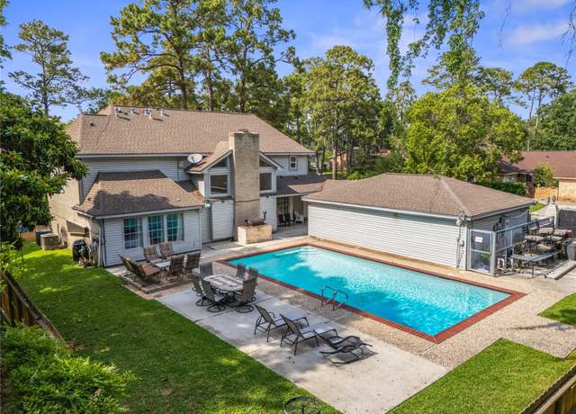 Property at 4803 Fountainhead Dr, Houston, TX 77066, 4 beds, 4 baths