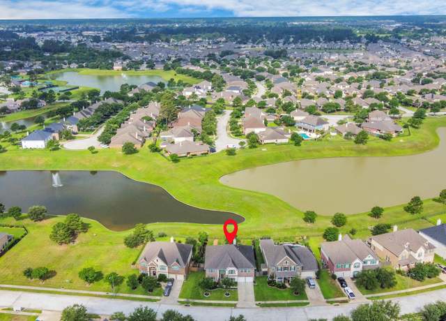 Property at 14311 Lakepointe Bend Ln, Cypress, TX 77429, 6 beds, 3.5 baths