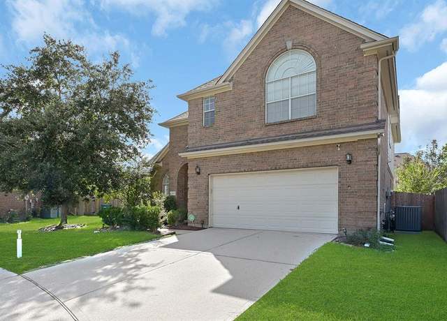Property at 19010 Canyon Star Ct, Tomball, TX 77377, 4 beds, 2.5 baths