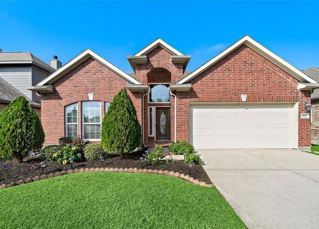 Property at 3505 Firenze Dr, Friendswood, TX 77546, 4 beds, 3 baths
