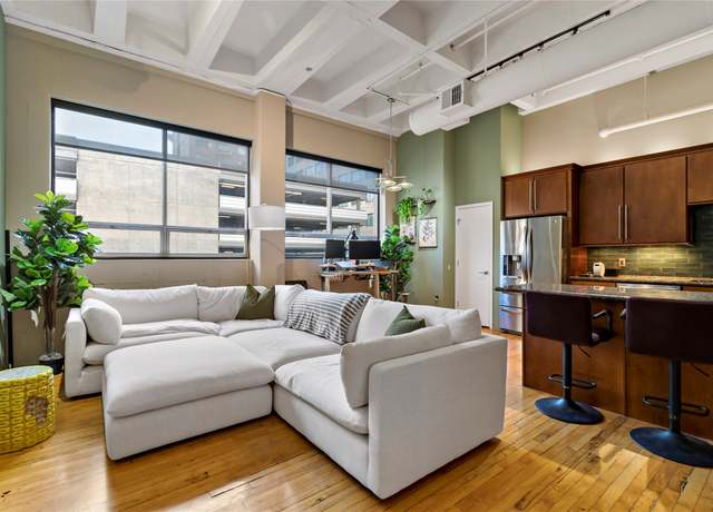 Property at 705 Main St #419, Houston, TX 77002, 2 beds, 1 bath