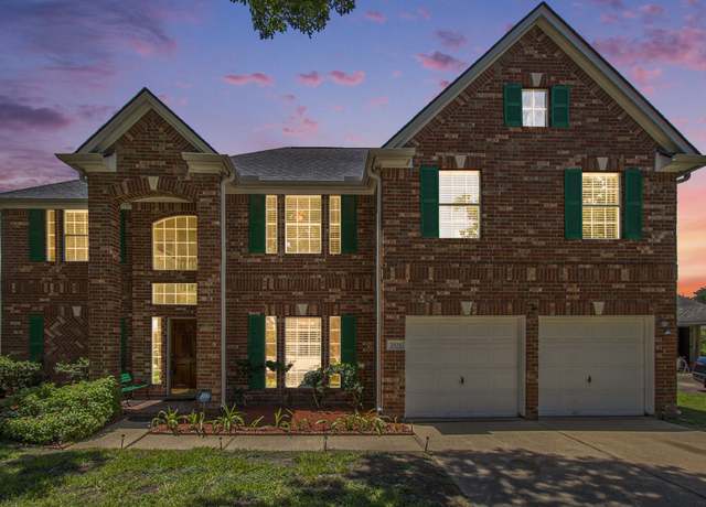 Property at 2521 Sea Horse Ct, Seabrook, TX 77586, 4 beds, 2.5 baths