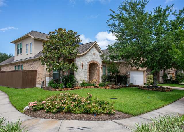 Property at 517 W Fork, Webster, TX 77598, 4 beds, 3 baths