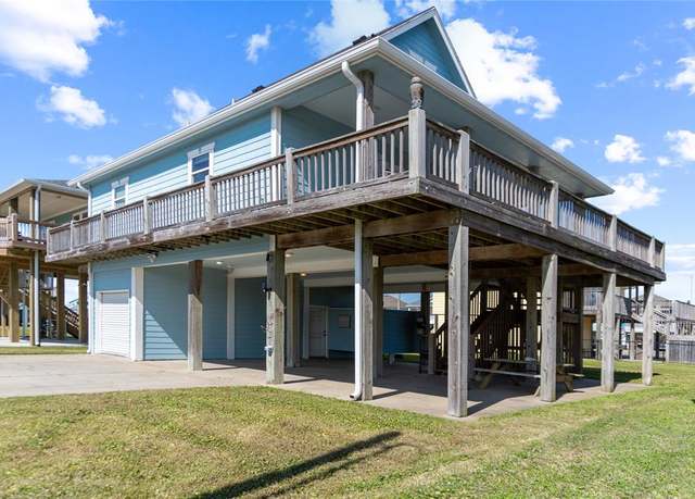 Property at 976 Bahama Dr, Crystal Beach, TX 77650, 3 beds, 2 baths