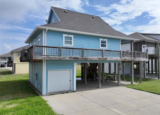 Property at 976 Bahama Dr, Crystal Beach, TX 77650, 3 beds, 2 baths