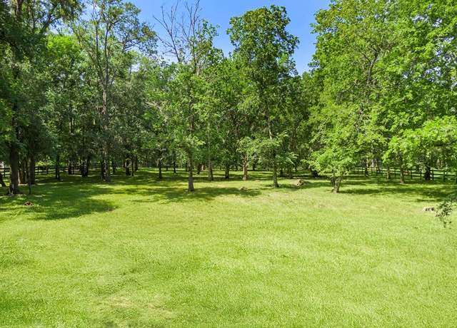 Property at 5011 Woodshore Ln, Fulshear, TX 77441