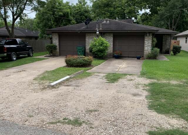 Property at 409-411 Hurst Pl, Angleton, TX 77515, 2 beds