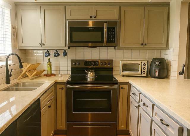 Property at 13022 Trail Hollow Dr #3022, Houston, TX 77079, 1 bed, 1 bath