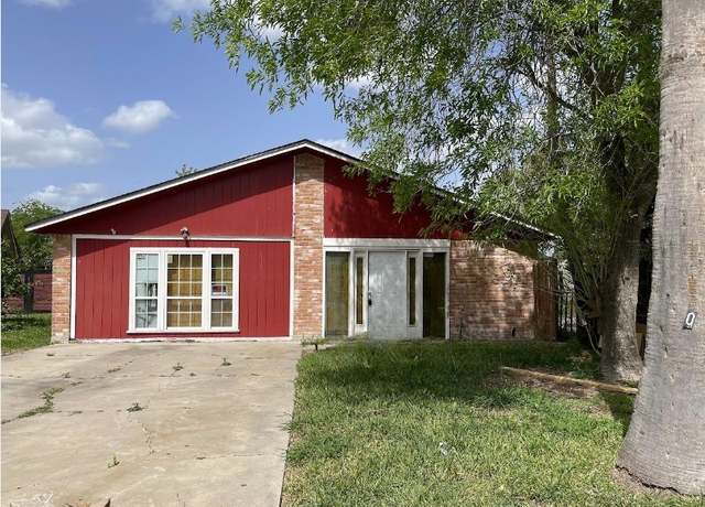 Property at 3180 N Buckingham Ct, Brownsville, TX 78526, 3 beds, 2 baths