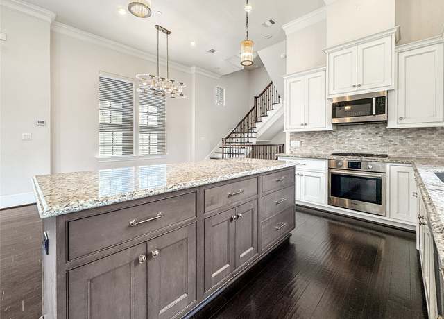 Property at 2003 Covent Garden Sta, Houston, TX 77045, 3 beds, 3.5 baths