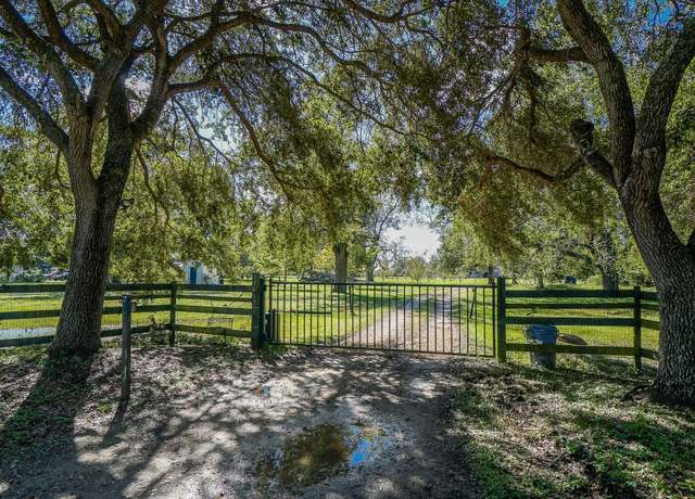 Property at 33657 Ashe Rd, Fulshear, TX 77441, 2 beds, 2 baths