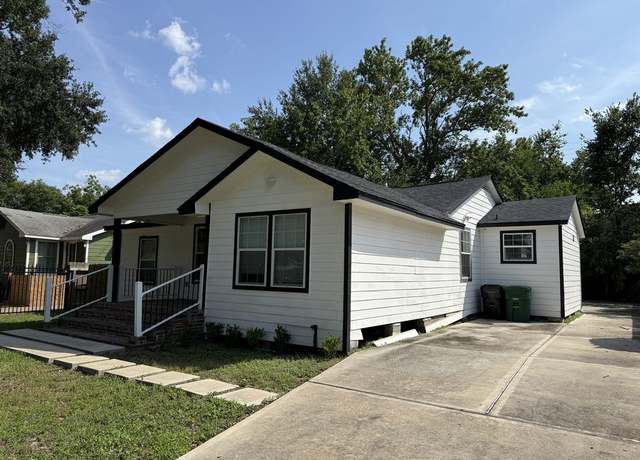 Property at 4522 Dewberry St, Houston, TX 77021, 4 beds, 2 baths