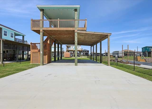 Property at 864 S Sage Rd, Crystal Beach, TX 77650, 1 bath