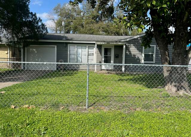 Property at 4641 Brinkley St, Houston, TX 77051, 2 beds, 1 bath