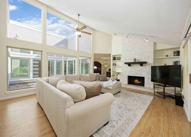 Property at 14214 Briarhills Pkwy, Houston, TX 77077, 3 beds, 2.5 baths