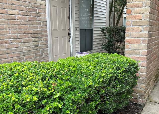 Property at 3745 Thistlemont Dr, Houston, TX 77042, 1 bed, 1 bath