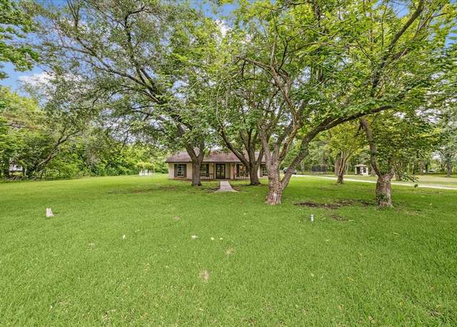 Property at 4503 County Road 888 Rd, Rosharon, TX 77583, 3 beds, 2 baths