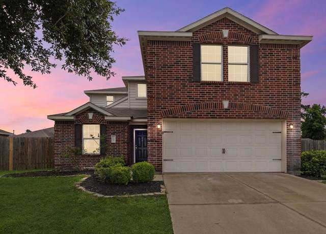 Property at 10208 Red Fern Ct, Conroe, TX 77385, 3 beds, 2.5 baths
