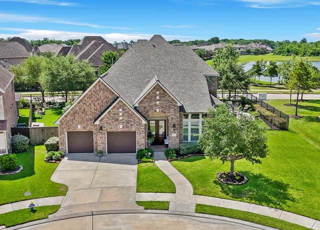 Property at 2802 Verde Valley Dr, Manvel, TX 77578, 4 beds, 3.5 baths