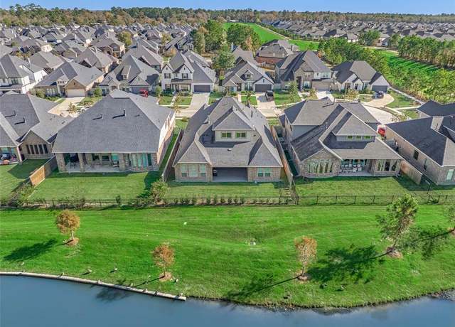 Property at 10660 Red Tail Pl, Conroe, TX 77385, 5 beds, 4 baths