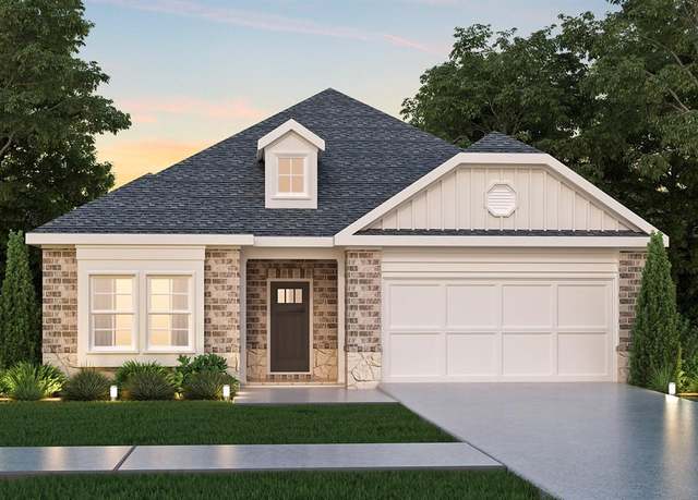 Property at 11820 Whirlaway Dr, Willis, TX 77318, 3 beds, 2 baths