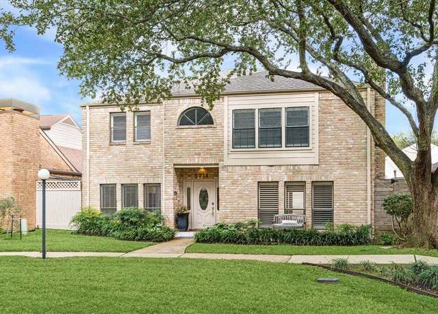 Property at 2714 Glen Haven Blvd, Houston, TX 77025, 3 beds, 3 baths