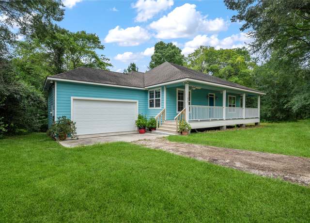 Property at 629 Wallisville Rd, Liberty, TX 77575, 2 beds, 2 baths