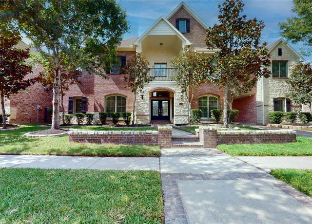 Property at 18814 Cove Vista Ln, Cypress, TX 77433, 5 beds, 5.5 baths