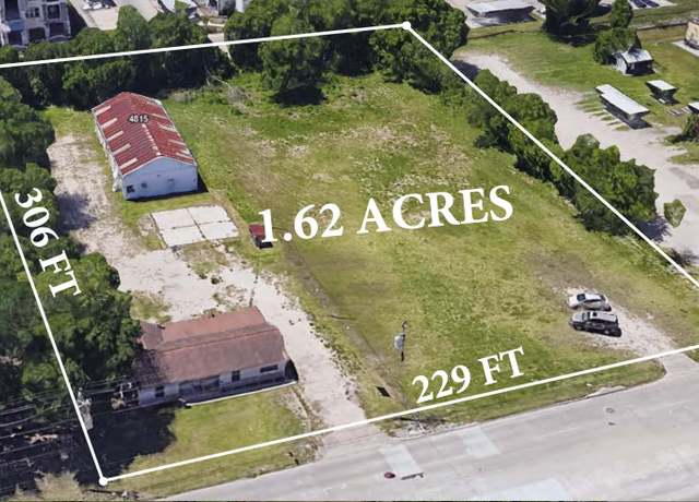 Property at 4823/4815 N Main St, Baytown, TX 77521, 3 beds, 2 baths
