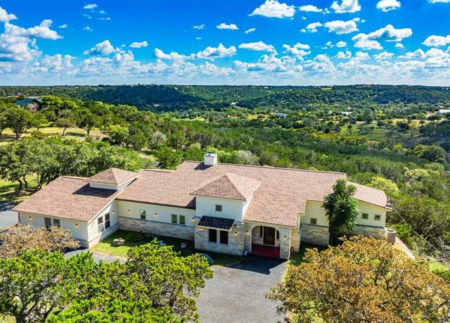 Property at 370 St Mark Path, Kerrville, TX 78028, 3 beds, 2 baths